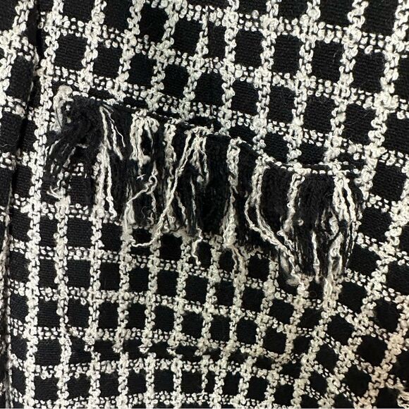 Nicole Studio size 6 petite black & white blazer - Picture 4 of 5